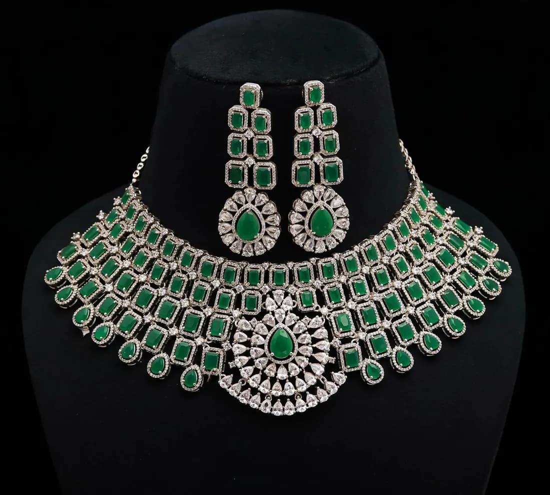 Emerald Choker Bridal Set