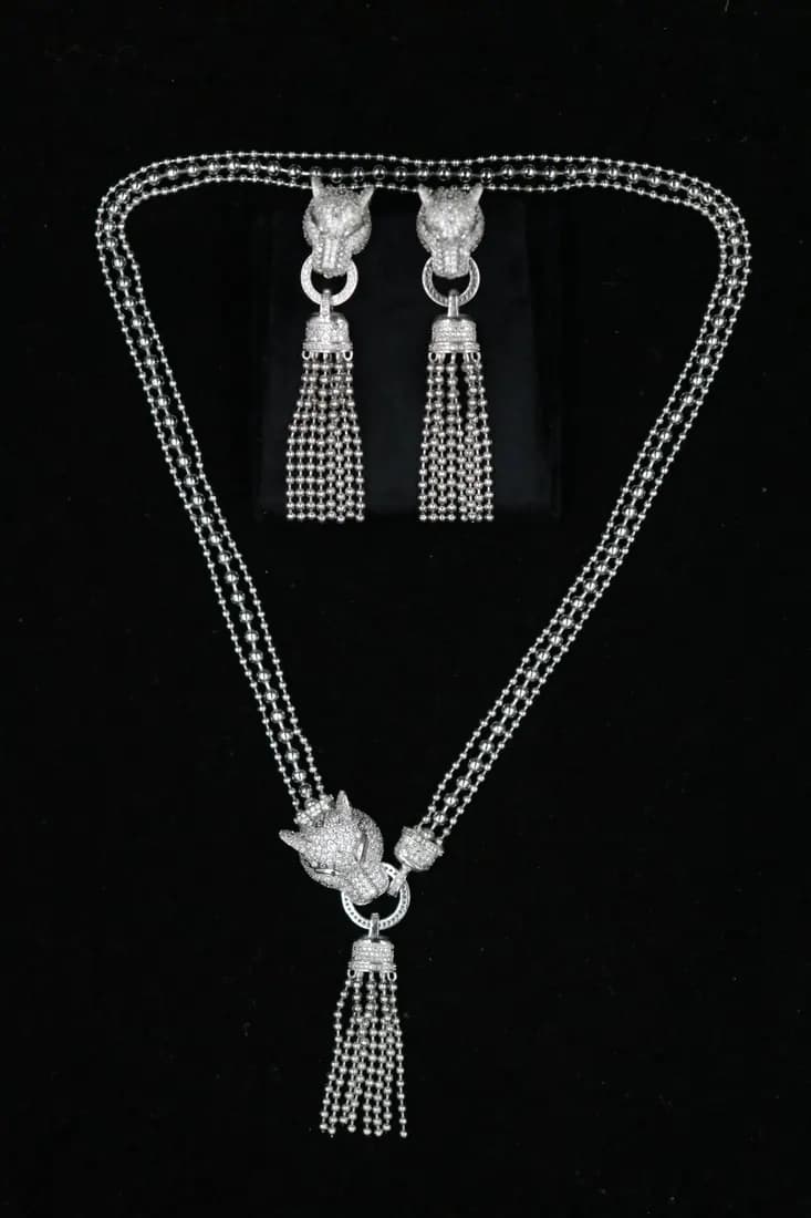 Plush Necklace 016